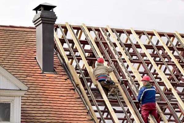 How to Hire a Roofing Contractor in Carmel for Your Project